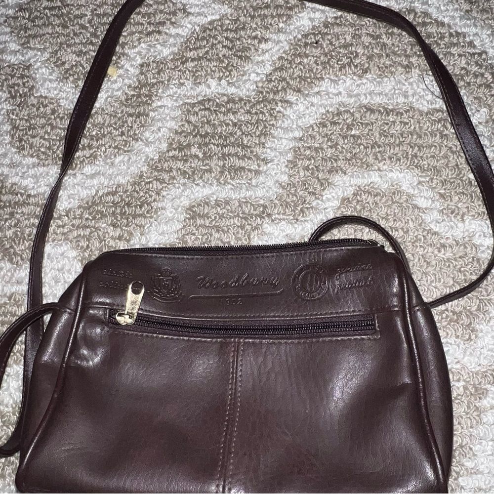 - Woodbury leather brown purse 1952